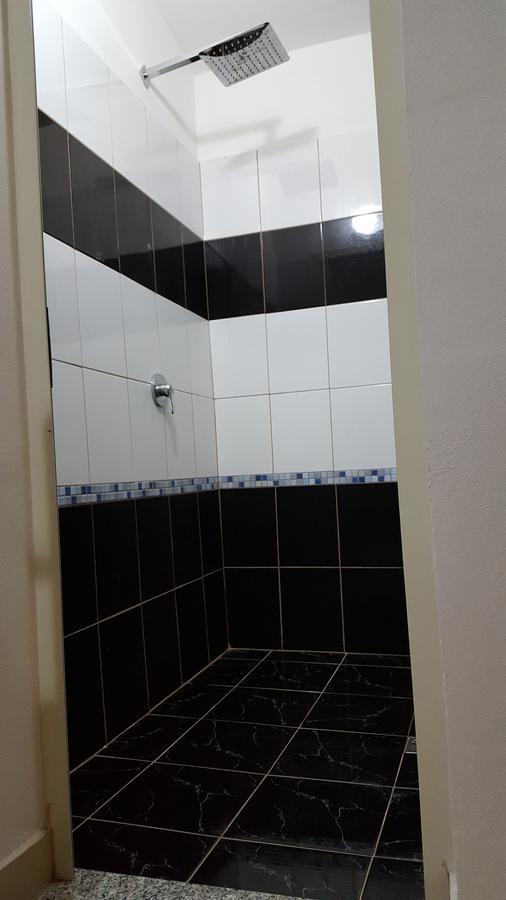 Hotel Gonaj Velipoje Luaran gambar